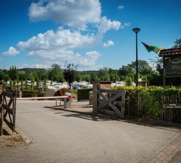 Camping ´t Geuldal slagboom Meerssen Limburg (2).jpg