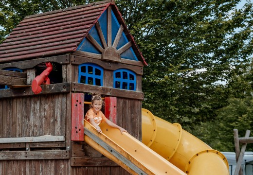 Buitenspeeltuin