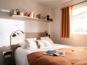 slaapkamer dubbel bed.jpg