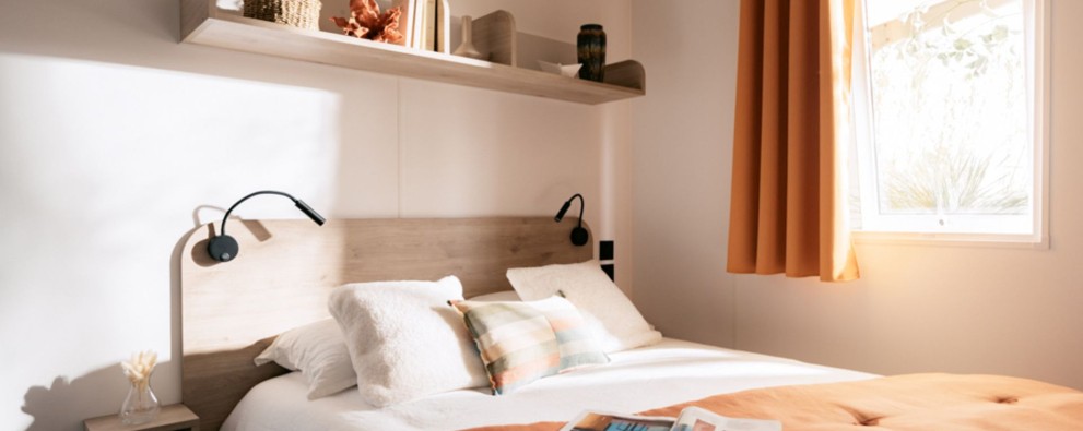 slaapkamer dubbel bed.jpg